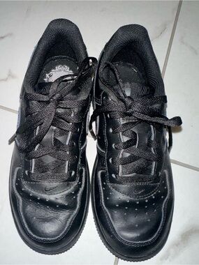 Nike Air Force 1 Black Sneakers